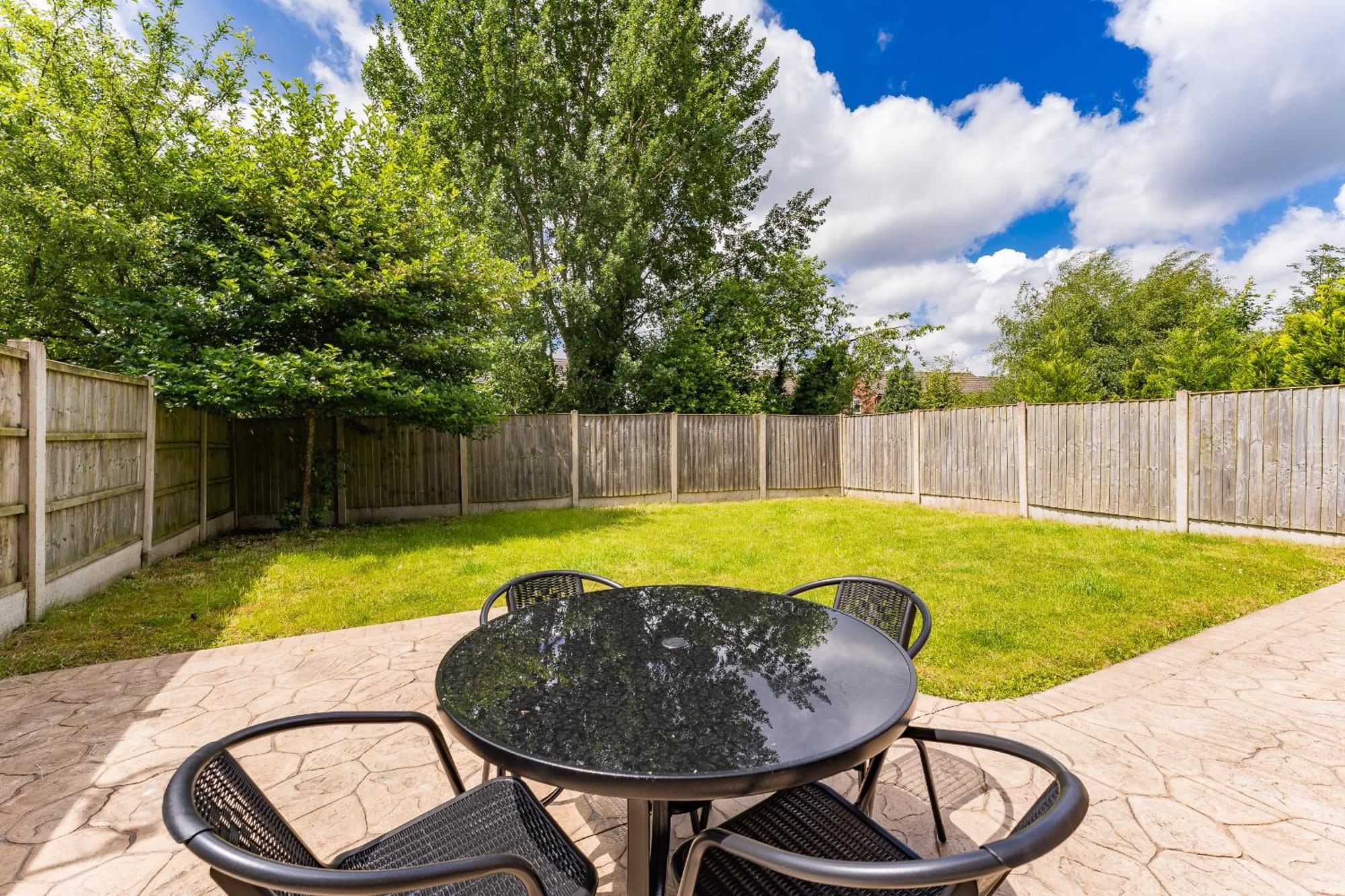 Brook Meadow House, 4 Bed House, Manchester Astley  Kültér fotó